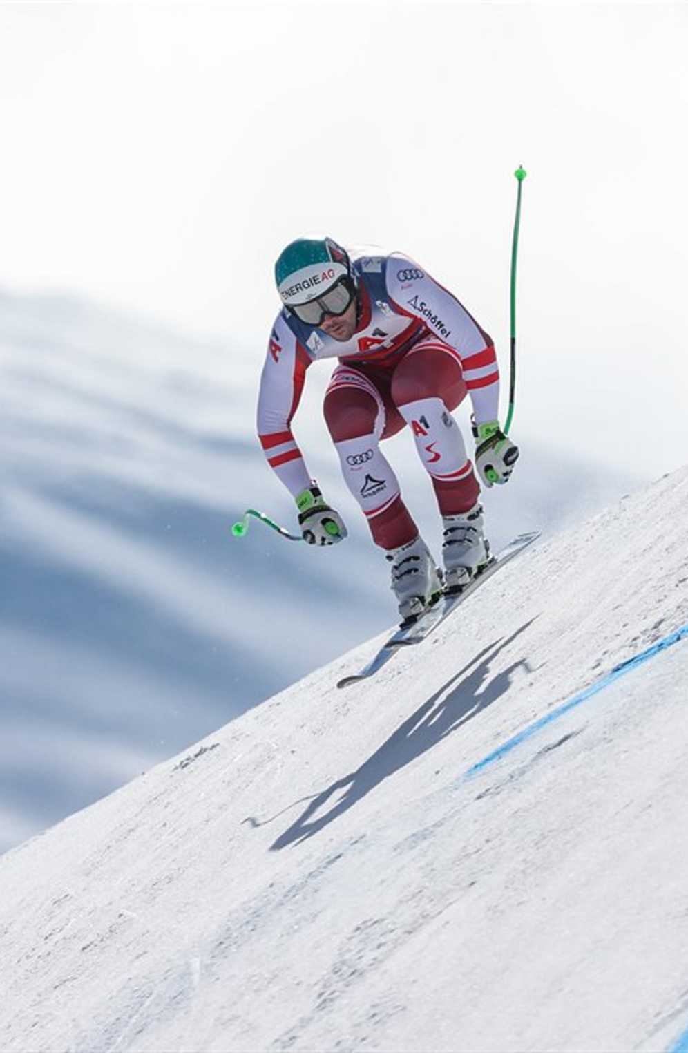 Jump while Ski racing | © Tirol Foto | Erich Spiess